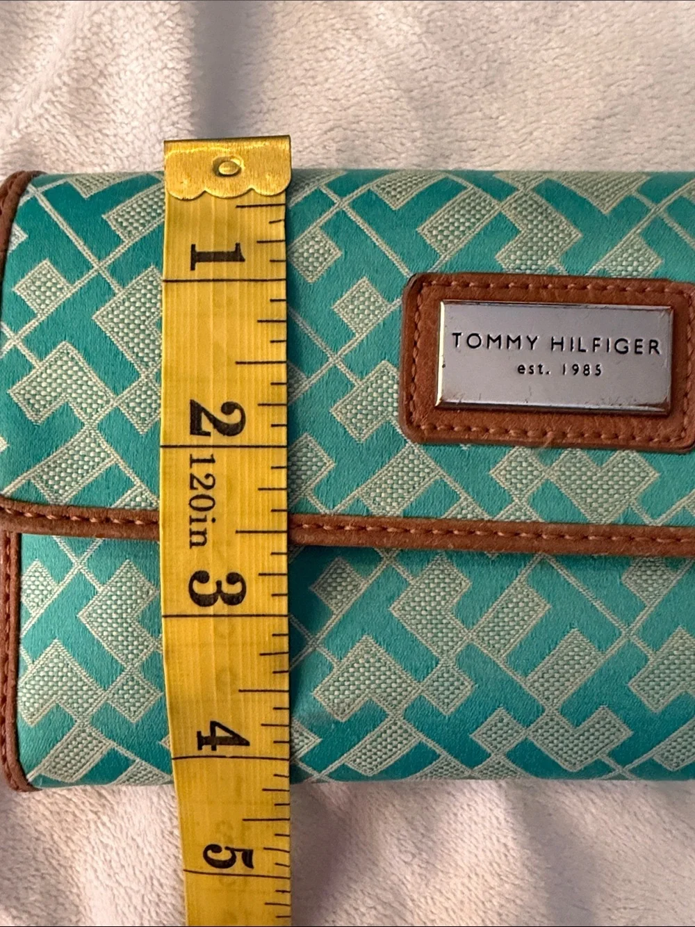 TOMMY HILFIGER Teal signature Wallet with Brown Trim multi cards checkbook